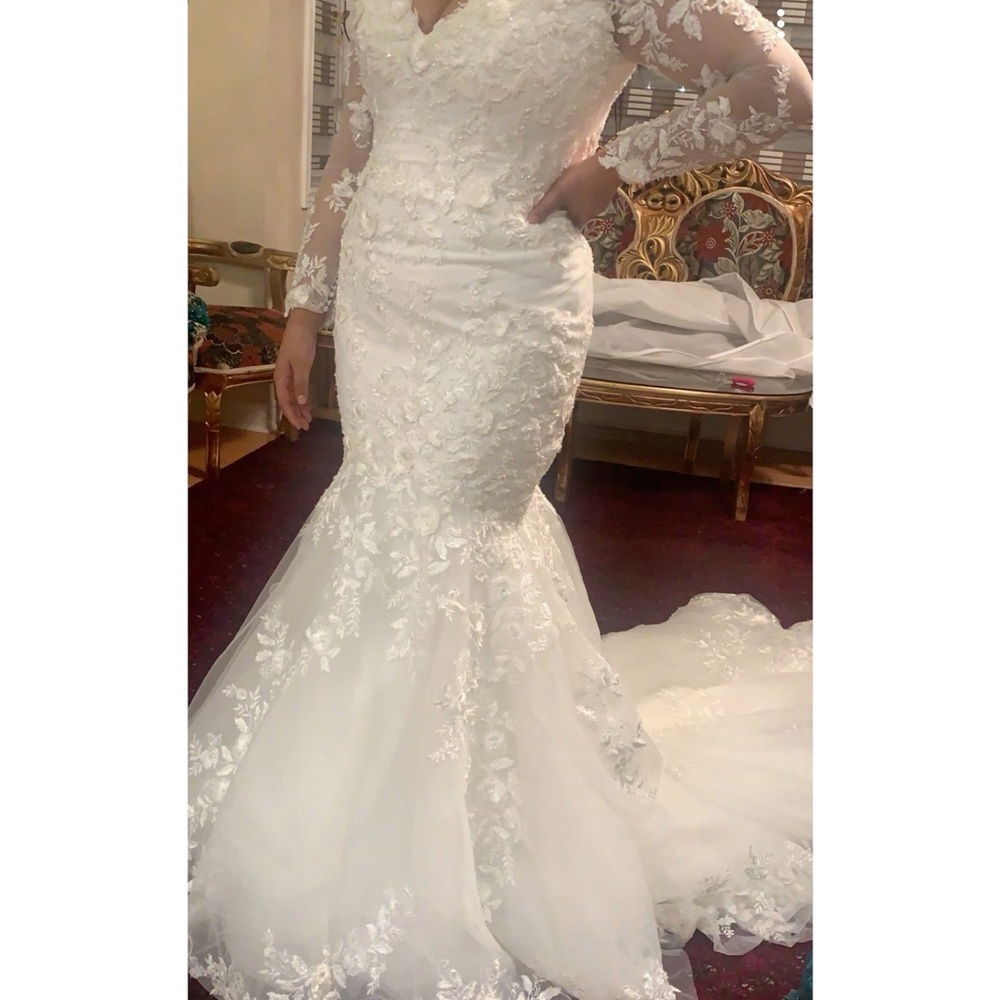 WEDDING DRESS HEAVILY DETAILED!